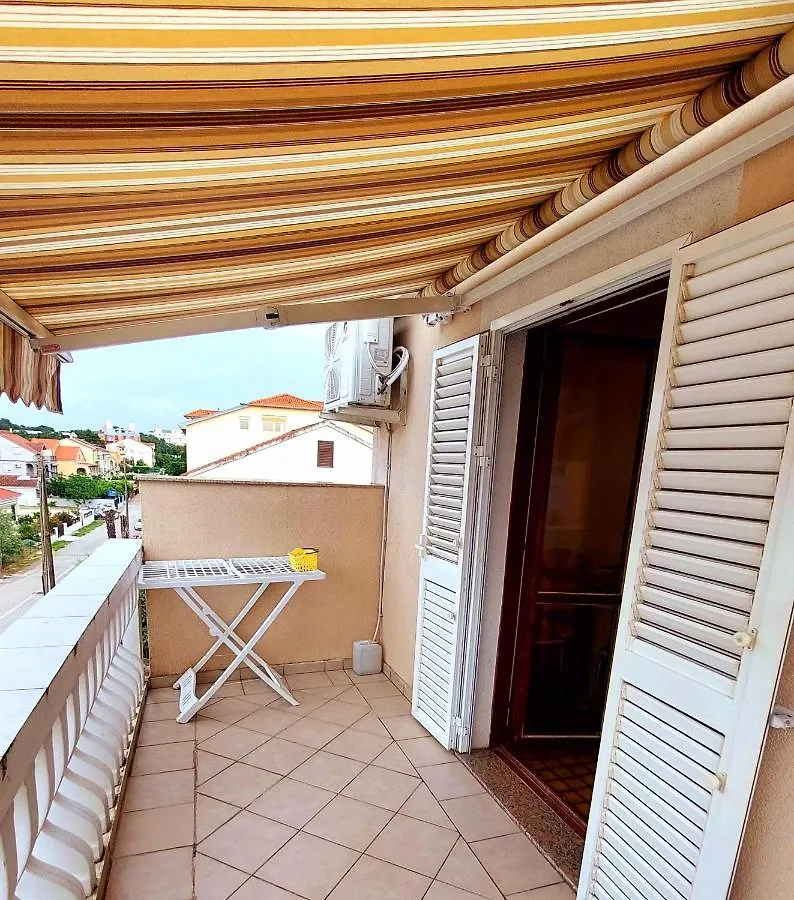 Villa Nancy Biograd Na Moru Apartment