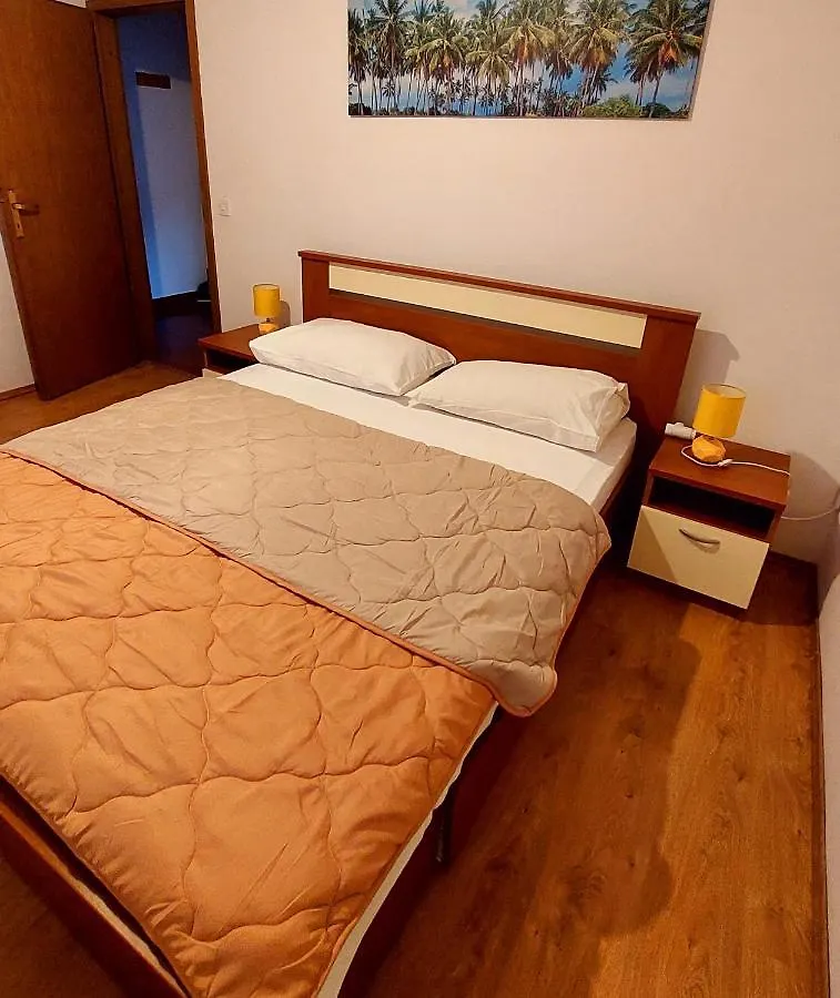 Villa Nancy Biograd Na Moru 0*,