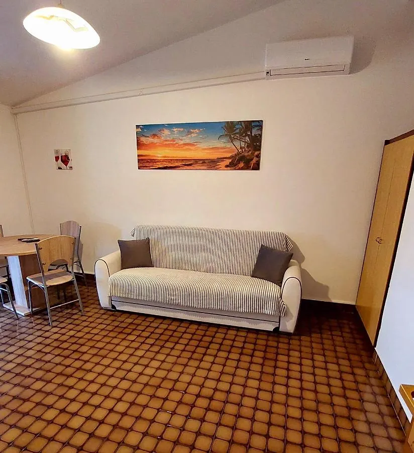 Villa Nancy Biograd Na Moru
