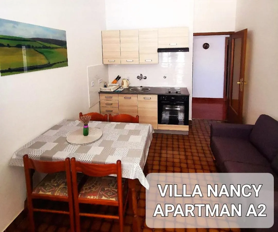 Villa Nancy Biograd Na Moru Croatia